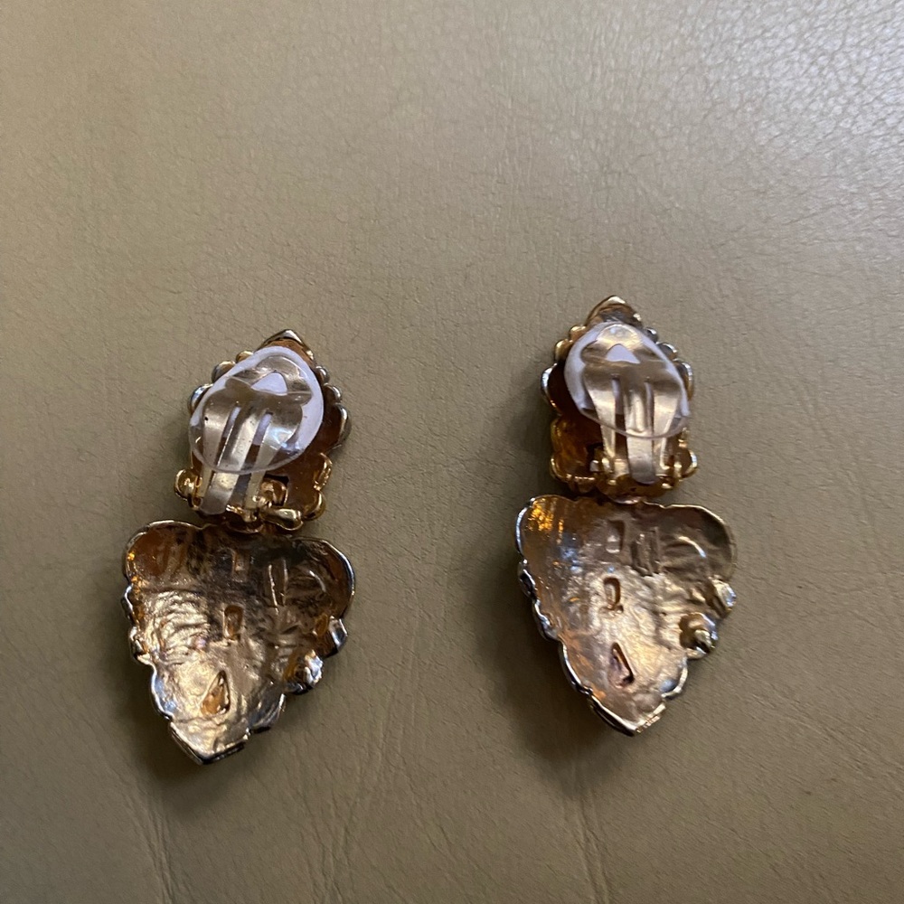 Art Deco Style two tone clip earrings - Picture 2 of 2
